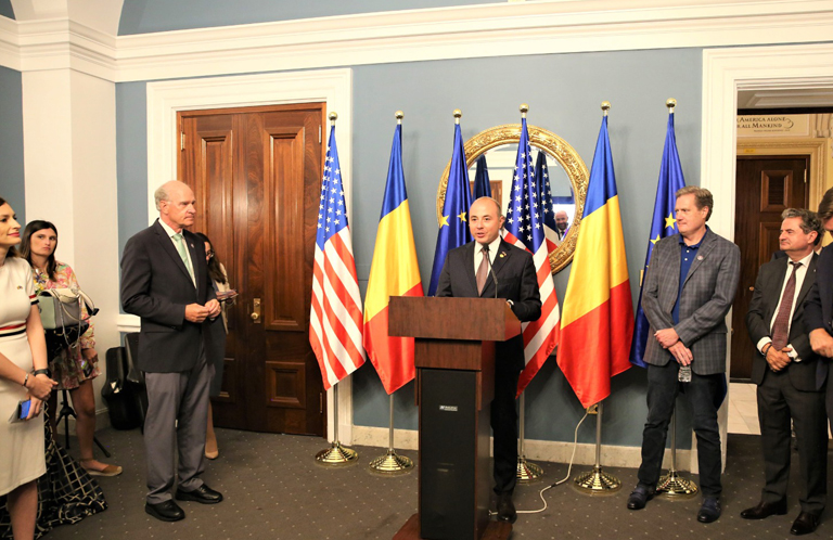 Romania Elogiata si Onorata  de către al 117-lea Congres al SUA si de către Senatul American